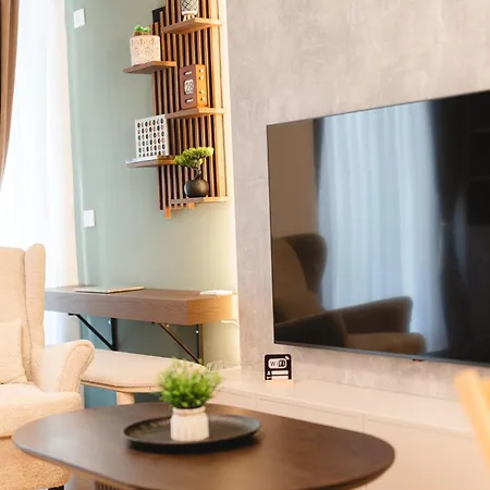 Urban Citadel 2br Modern In Kisela Voda * Üsküp