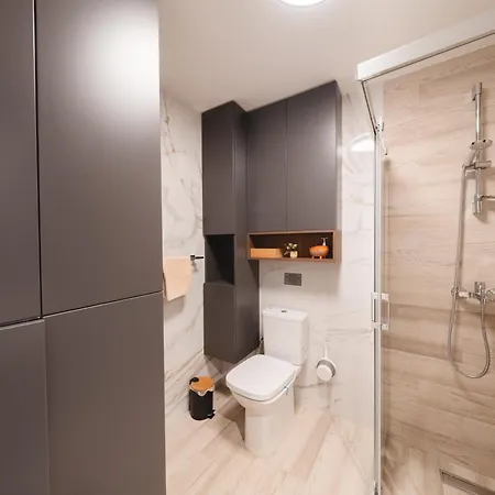 Urban Citadel 2br Modern In Kisela Voda * Üsküp